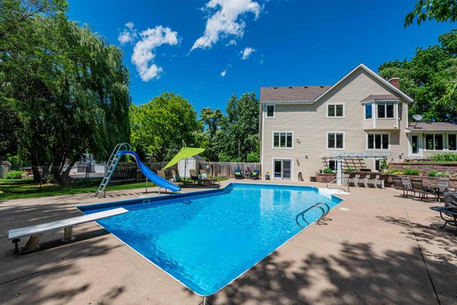 375 Bohlken Drive, Hastings, MN 55033
