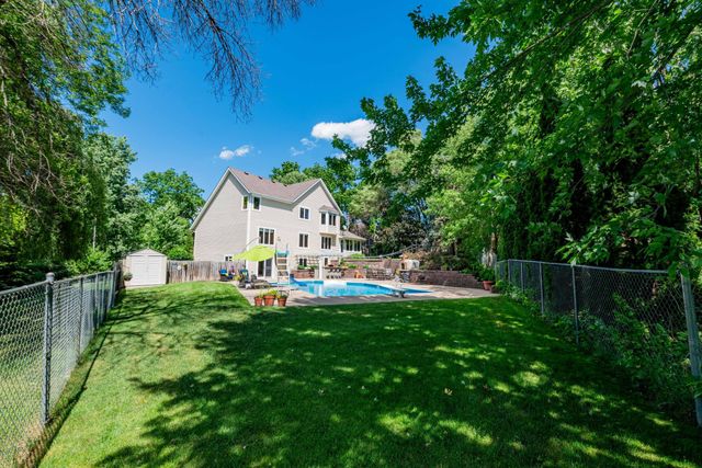 375 Bohlken Drive, Hastings, MN 55033