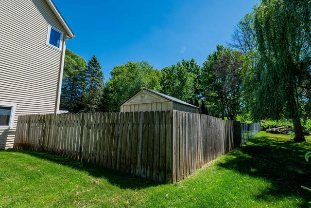 375 Bohlken Drive, Hastings, MN 55033