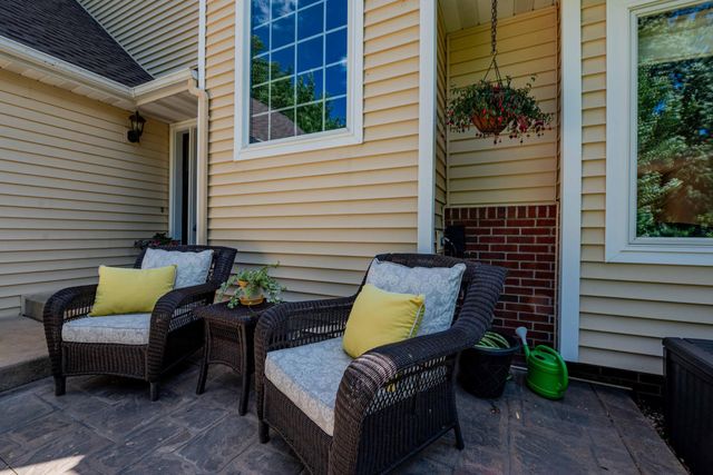 375 Bohlken Drive, Hastings, MN 55033