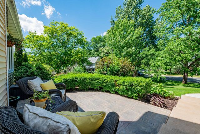 375 Bohlken Drive, Hastings, MN 55033