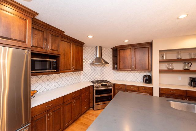 375 Bohlken Drive, Hastings, MN 55033
