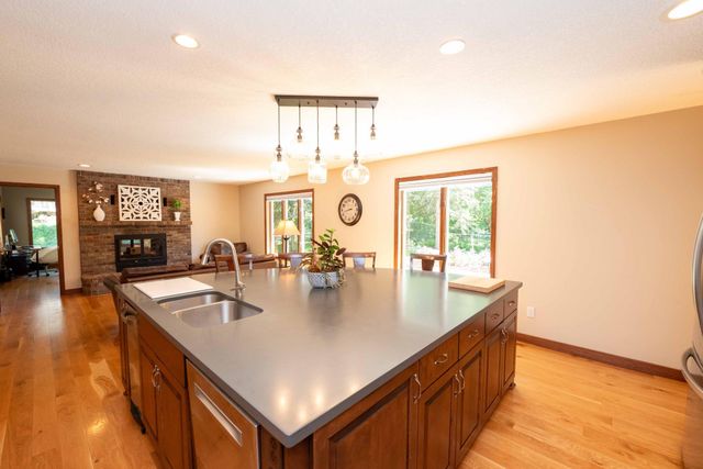 375 Bohlken Drive, Hastings, MN 55033