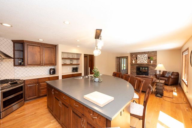375 Bohlken Drive, Hastings, MN 55033