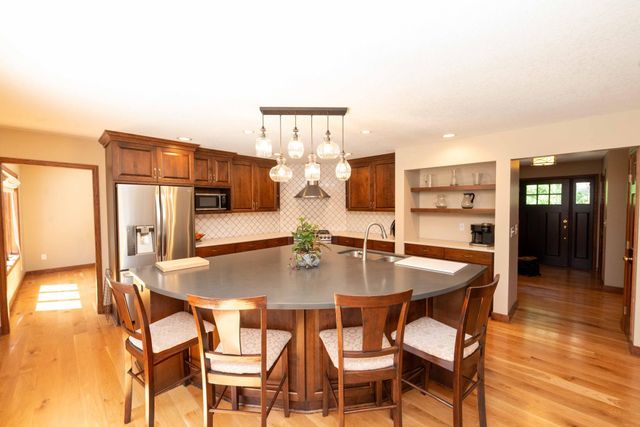 375 Bohlken Drive, Hastings, MN 55033