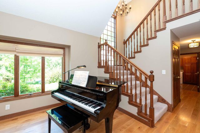 375 Bohlken Drive, Hastings, MN 55033