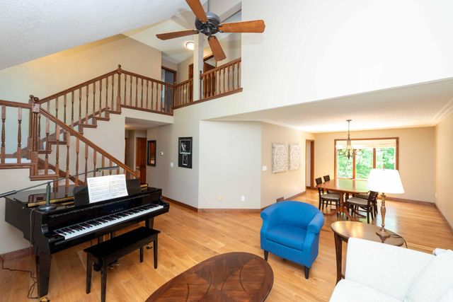 375 Bohlken Drive, Hastings, MN 55033