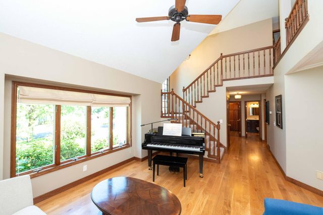 375 Bohlken Drive, Hastings, MN 55033