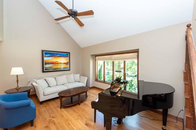 375 Bohlken Drive, Hastings, MN 55033