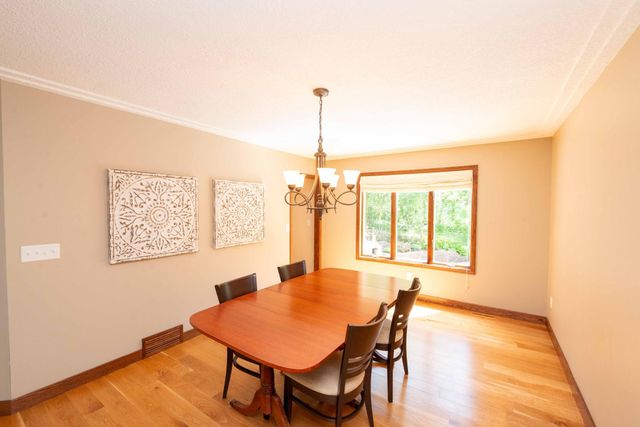 375 Bohlken Drive, Hastings, MN 55033