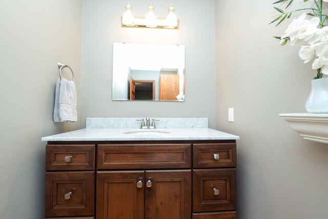 375 Bohlken Drive, Hastings, MN 55033