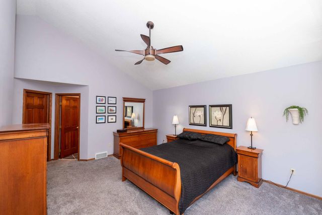 375 Bohlken Drive, Hastings, MN 55033