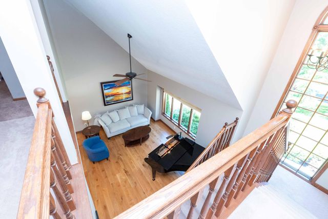 375 Bohlken Drive, Hastings, MN 55033