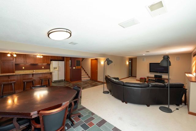 375 Bohlken Drive, Hastings, MN 55033