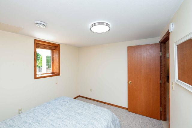 375 Bohlken Drive, Hastings, MN 55033