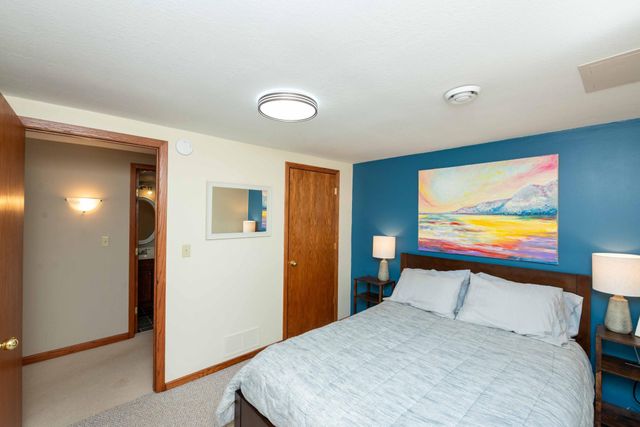 375 Bohlken Drive, Hastings, MN 55033