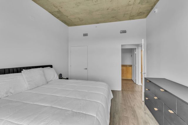 1101 18th Ave S Apt 610, Nashville, TN 37212