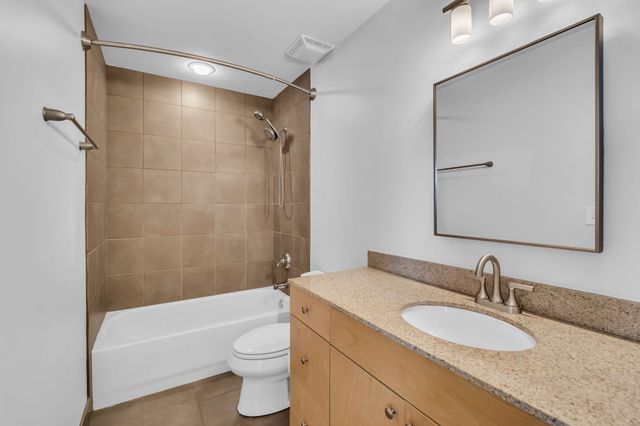 1101 18th Ave S Apt 610, Nashville, TN 37212