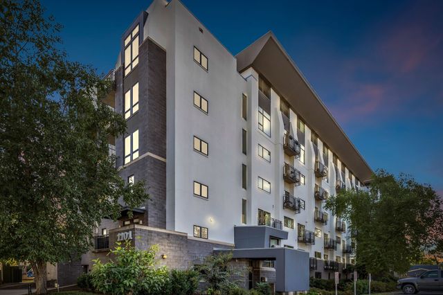 1101 18th Ave S Apt 610, Nashville, TN 37212