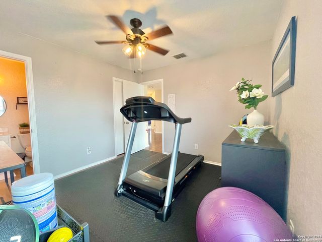 3611 Alonzo, Converse, TX 78109