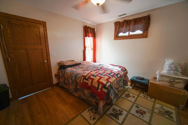 515 2nd Ave Avenue, Ackley, IA 50601