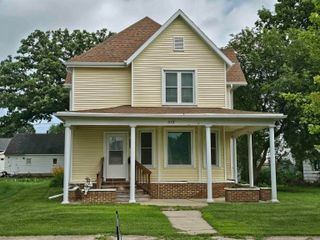 515 2nd Ave Avenue, Ackley, IA 50601