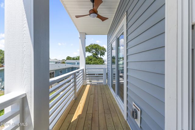 314 Spartanburg Avenue 2, Carolina Beach, NC 28428