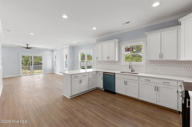 314 Spartanburg Avenue 2, Carolina Beach, NC 28428