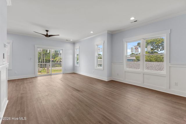 314 Spartanburg Avenue 2, Carolina Beach, NC 28428