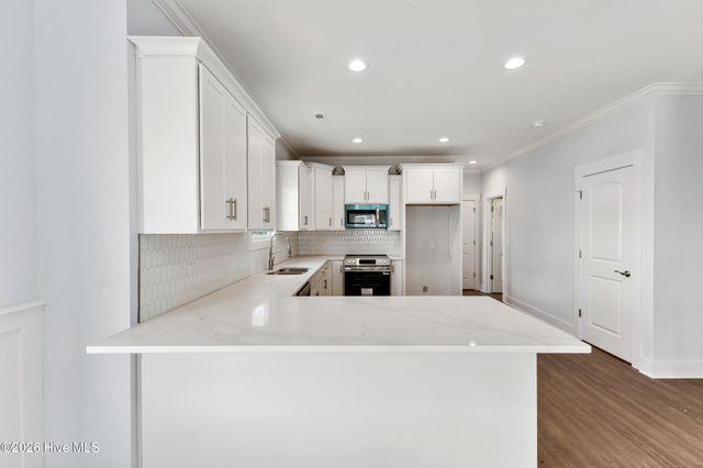 314 Spartanburg Avenue 2, Carolina Beach, NC 28428