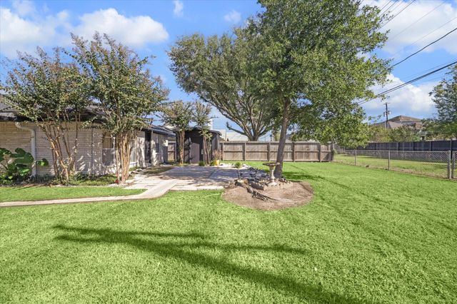 6523 Cindy Lane, Houston, TX 77008
