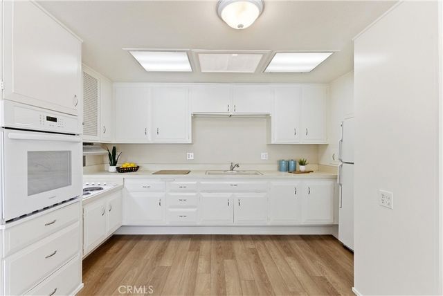 1220 Northwood M9-230D, Seal Beach, CA 90740