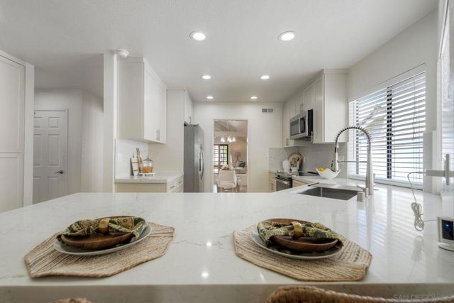 12521 CAMBERWELL COURT, San Diego, CA 92128