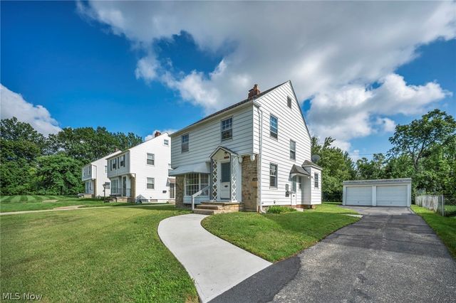 20618 Balfour Road, Warrensville Heights, OH 44122