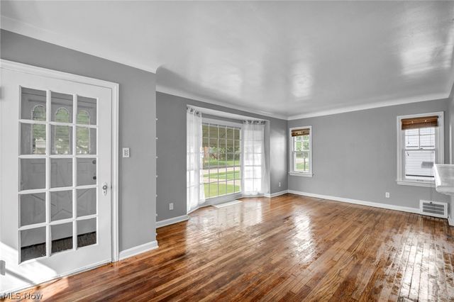 20618 Balfour Road, Warrensville Heights, OH 44122