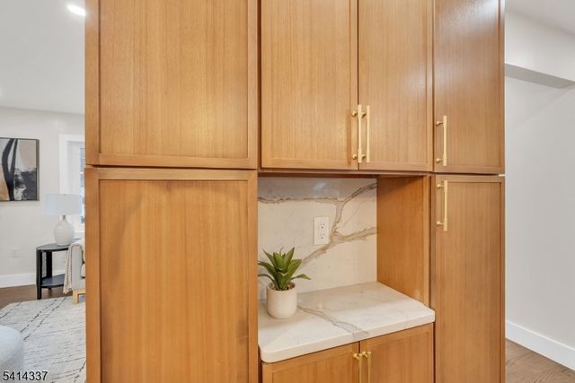 326 Saint Cloud Ave, West Orange Twp., NJ 07052