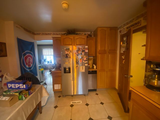 267 S 500 W, Valparaiso, IN 46385