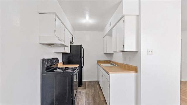 2712 Evergreen Circle, Bryan, TX 77801