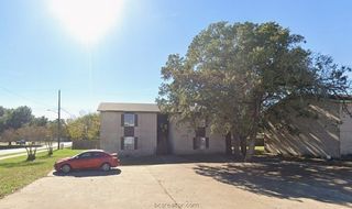 2712 Evergreen Circle, Bryan, TX 77801
