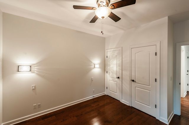 1012 Broughton Pl, Gallatin, TN 37066