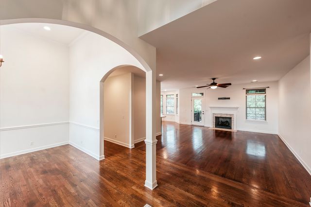 1012 Broughton Pl, Gallatin, TN 37066