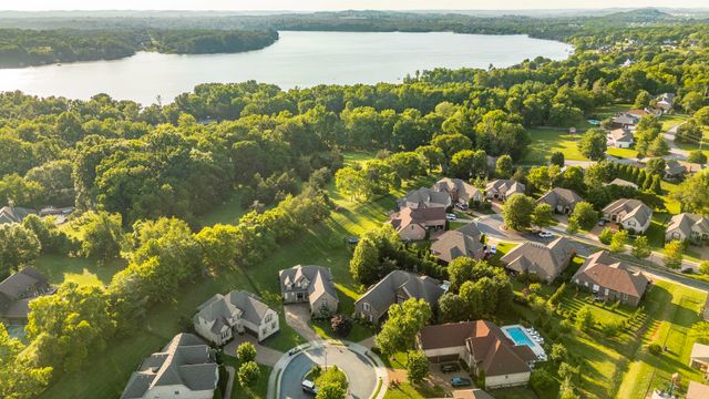 1012 Broughton Pl, Gallatin, TN 37066
