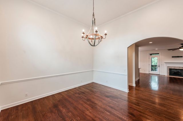 1012 Broughton Pl, Gallatin, TN 37066