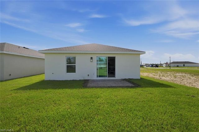 8058 Cedar Key WAY, Lehigh Acres, FL 33971