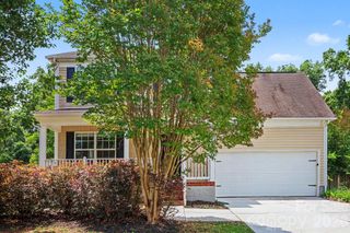 15331 Dehavilland Drive, Charlotte, NC 28278