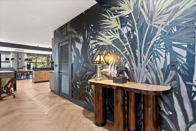 1 S EOLA DRIVE 2, Orlando, FL 32801