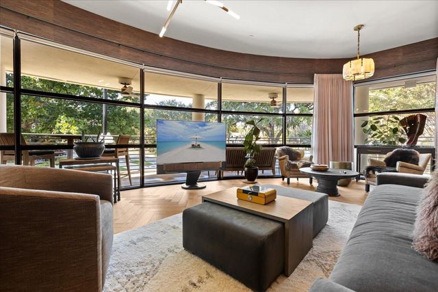 1 S EOLA DRIVE 2, Orlando, FL 32801