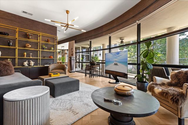 1 S EOLA DRIVE 2, Orlando, FL 32801