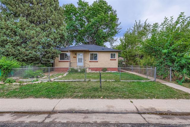 3348 S Emerson Street, Englewood, CO 80113