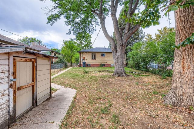 3348 S Emerson Street, Englewood, CO 80113